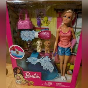 NWT- Barbie Puppy Grooming Playset